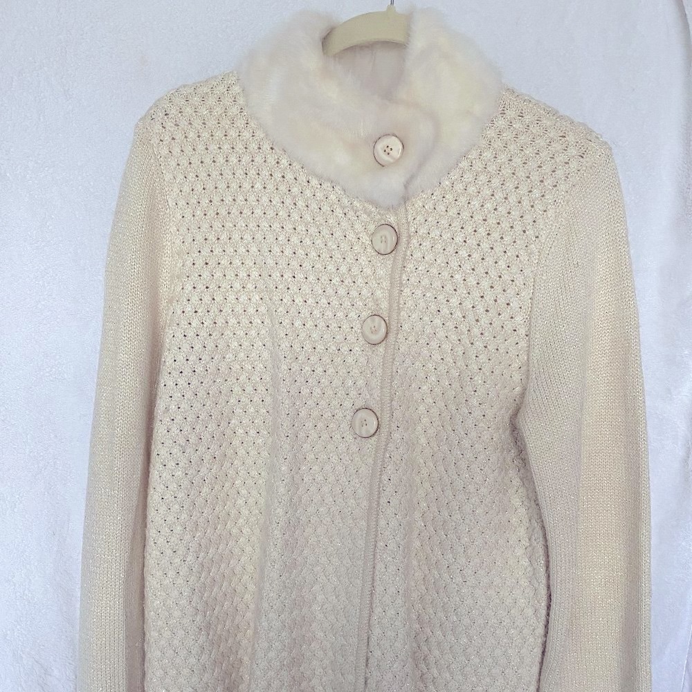 Women's clothing